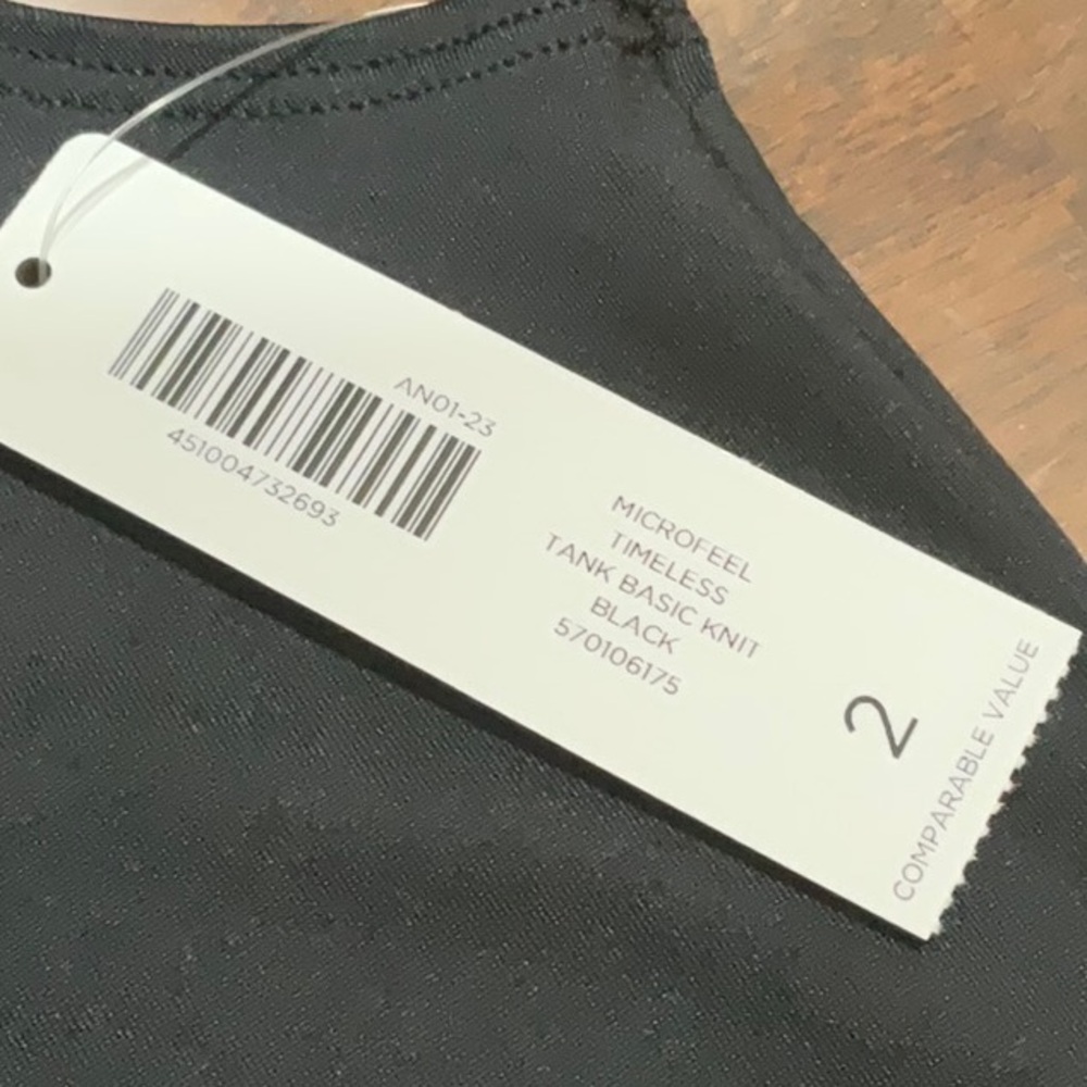 Chico’s Timeless Tank, NWT - Picture 6 of 9